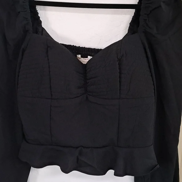 BAND OF GYPSIES  Black Cropped Long Sleeve Top Size Large - Picture 4 of 7